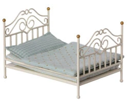 Maileg Micro Vintage Bed -Maileg 11 1116 00 2048x 1518ae5f f73f 49a8 833d 65393967befc