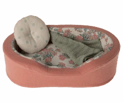 Maileg Small Cozy Bed - Coral 9 Maileg Small Cozy Bed - Coral -Maileg 16 4901 00 1200x ef53919d 15da 4079 ab28 89ce7f542dbe