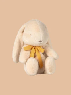 Maileg Plush Bunny, Small - Cream -Maileg 16 4990 04 png 52540f6d 8f58 47fc ae47 729b87f31e72