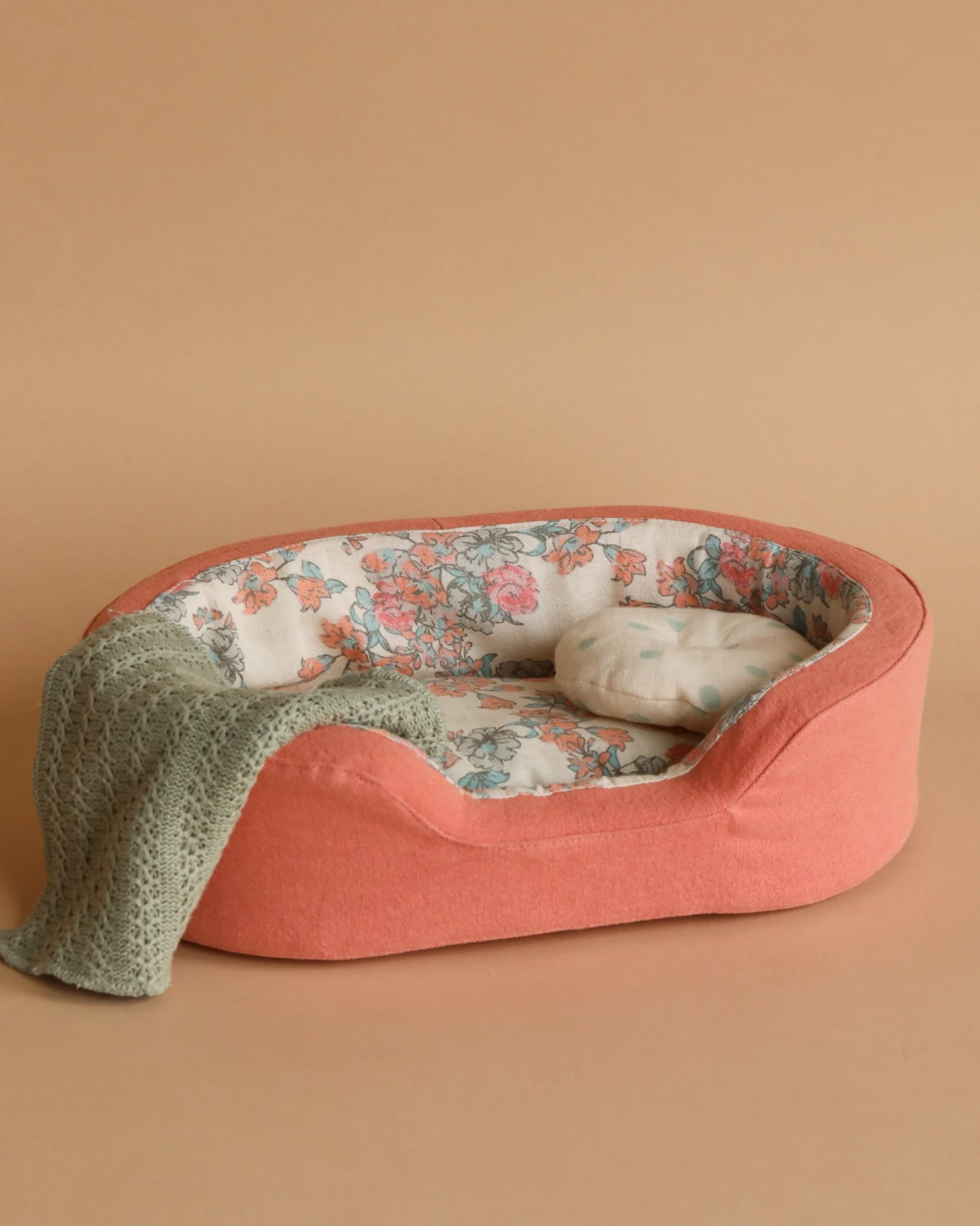 Maileg Small Cozy Bed - Coral 3 Maileg Small Cozy Bed - Coral
