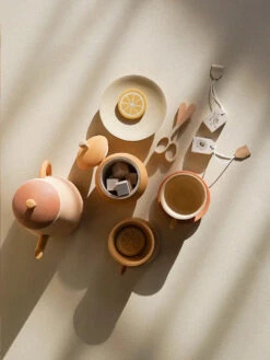 Handmade Wooden Tea Set - Flower -Maileg 5619b42589e1f15046dff37e7119ed651e9c07cc28c5c1b9ab9d659922c4fcb4 jpeg
