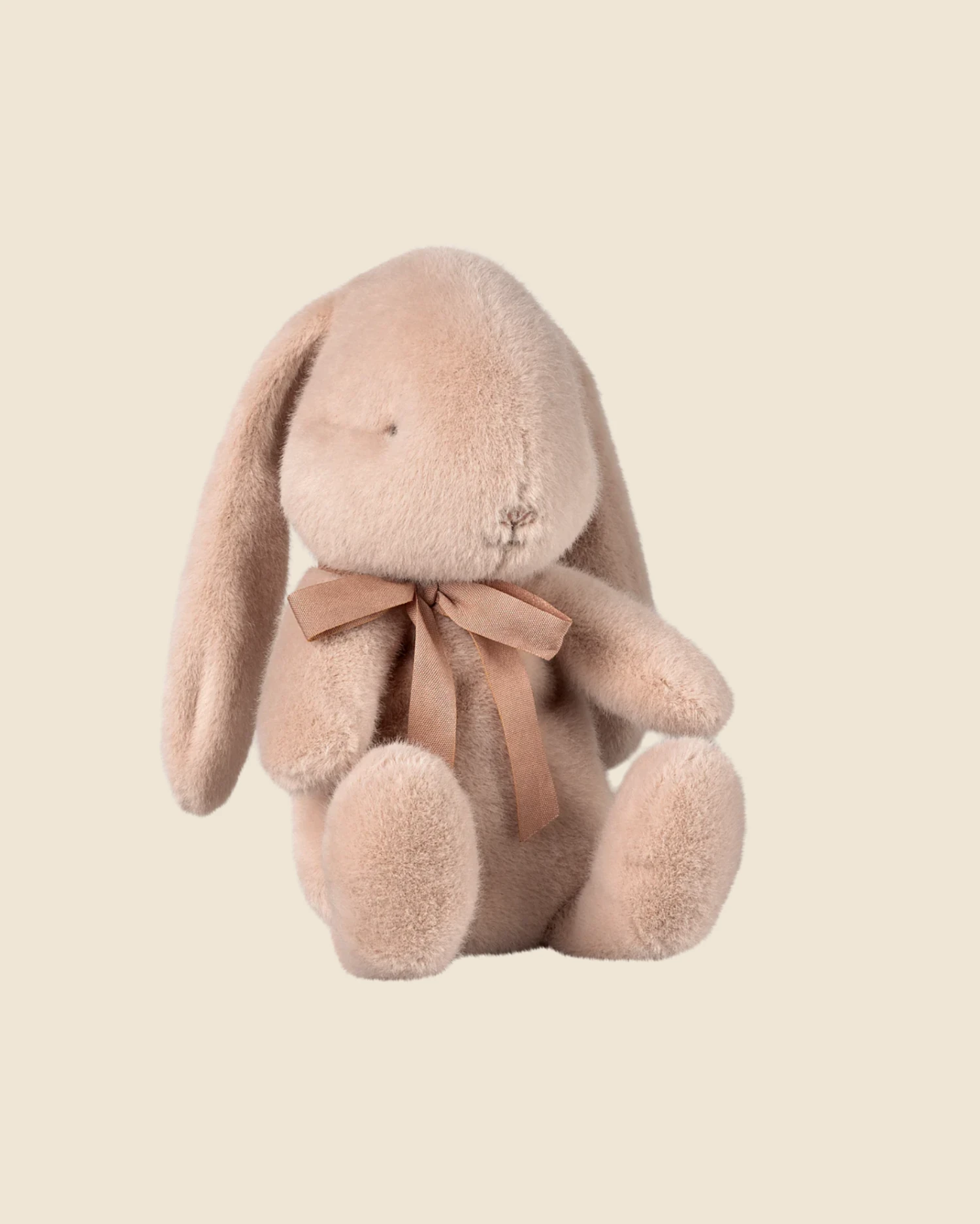 Maileg Plush Bunny, Small - Light Powder 4 Maileg Plush Bunny, Small - Light Powder - Image 2