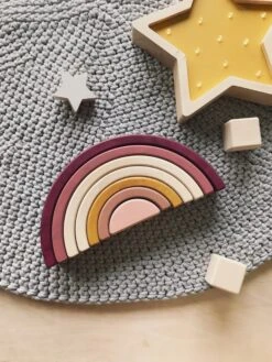 Handmade Rainbow Stacker - Pink -Maileg af83e6c5faf36541bcc325b9ec01fab60355aff81c6eda1802745aee7a431ea6 jpeg